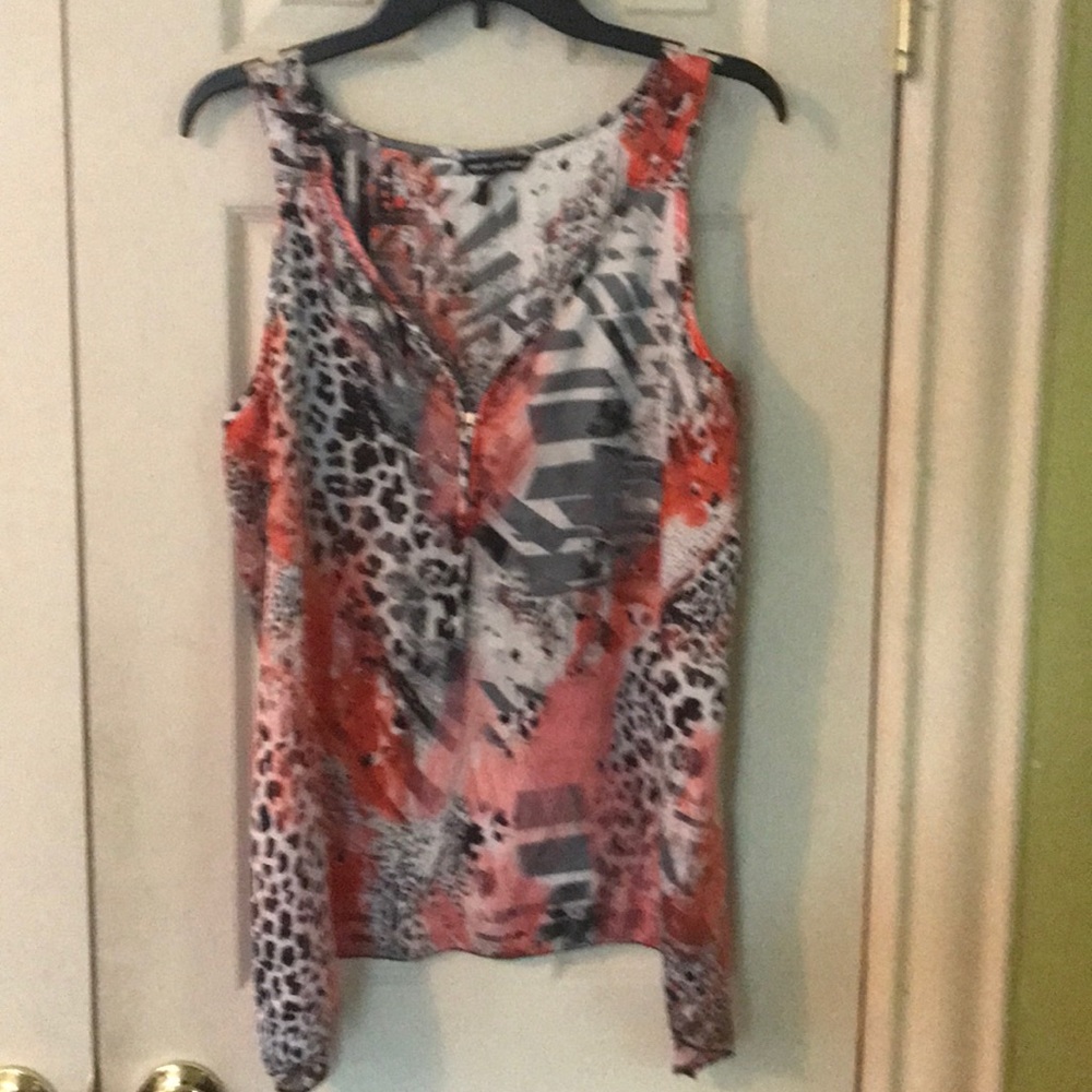 Unique Spectrum sleeveless blouse (3)